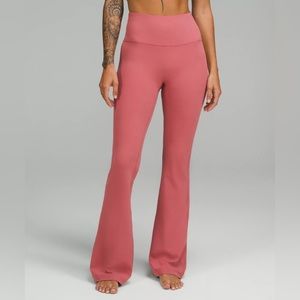 Lululemon Groove Super-High-Rise Flared Pant Nulu